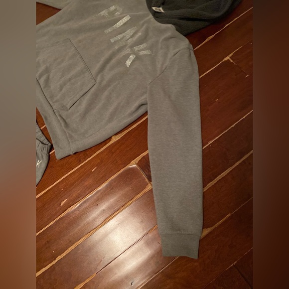 PINK jogging pants with matching PINK hoodie - Picture 2 of 15